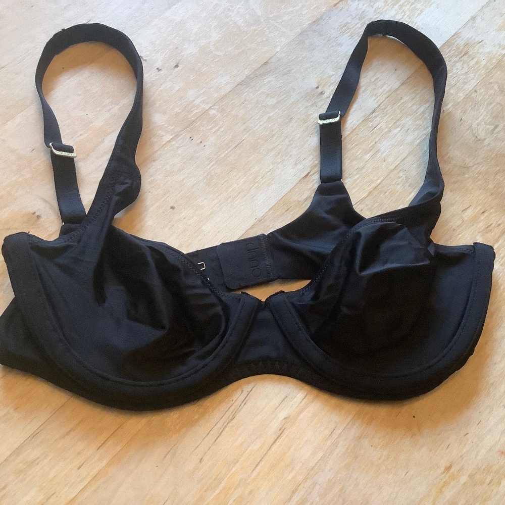 32B Black Cuup Scoop bra